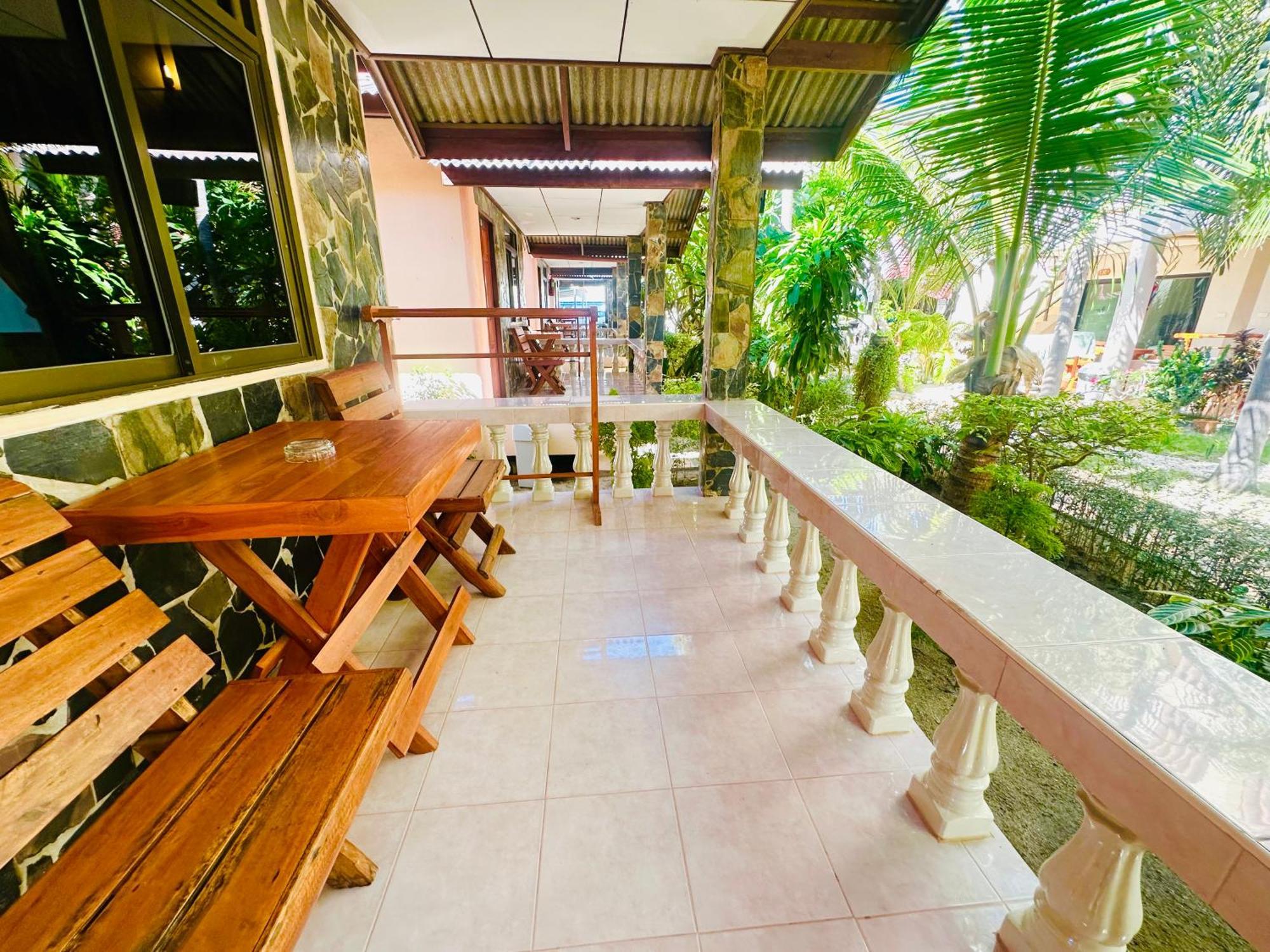 Family House Resort, Hatrin Szoba fotó