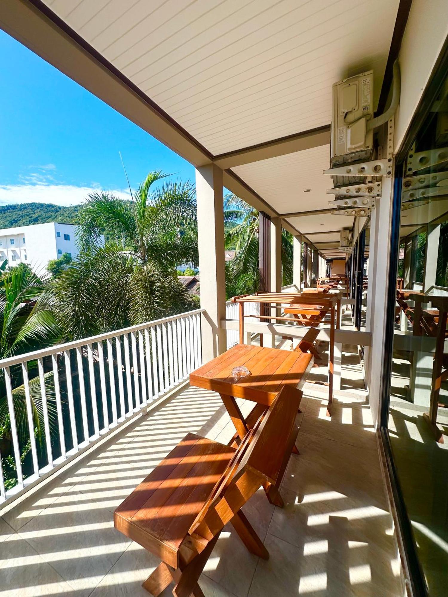 Family House Resort, Hatrin Kültér fotó