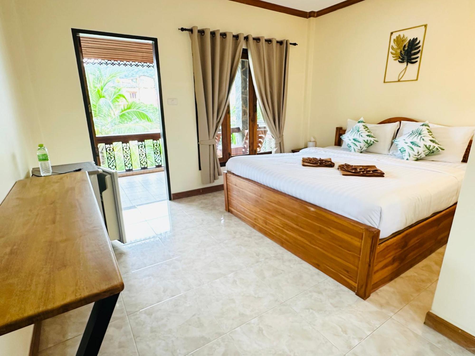 Family House Resort, Hatrin Kültér fotó